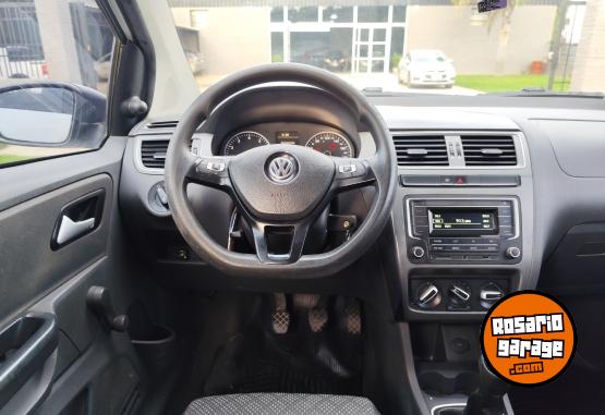 Autos - Volkswagen Suran Comfortline 1.6 2016 GNC 231600Km - En Venta