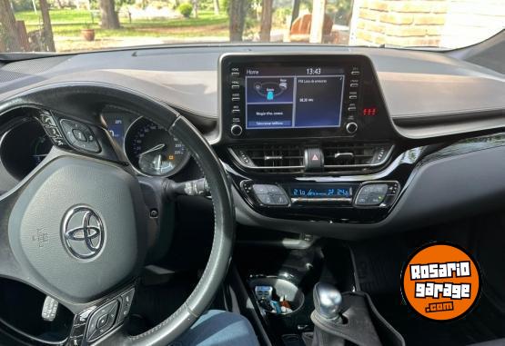 Autos - Toyota CHR hbrido 2022 Nafta 65000Km - En Venta