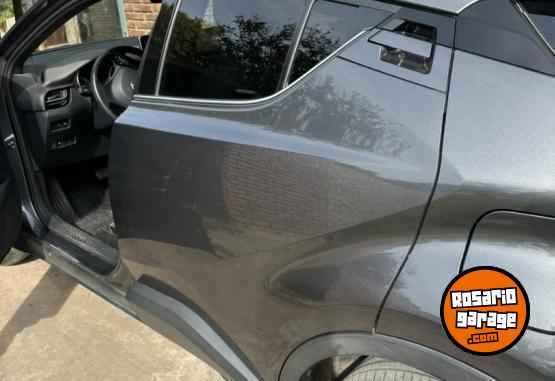 Autos - Toyota CHR hbrido 2022 Nafta 65000Km - En Venta