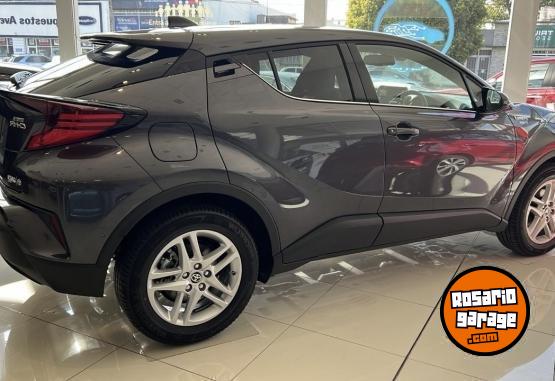 Autos - Toyota CHR hbrido 2022 Nafta 65000Km - En Venta