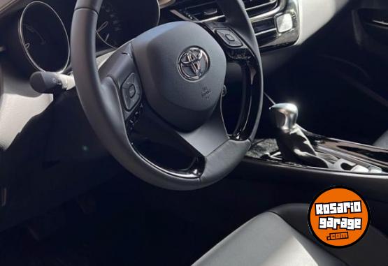 Autos - Toyota CHR híbrido 2022 Nafta 65000Km - En Venta