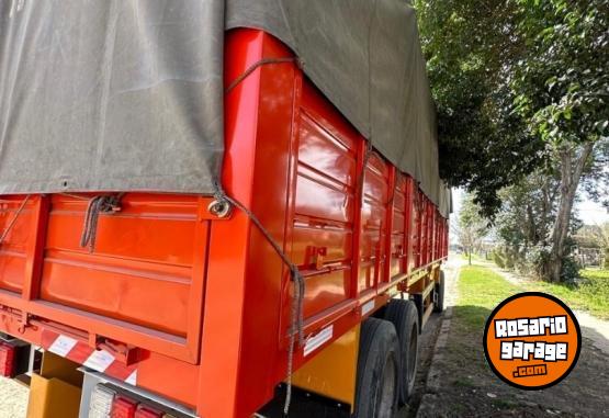 Camiones y Gras - Chasis Ford cargo 1722 + Acoplado Astivia 2023 - En Venta