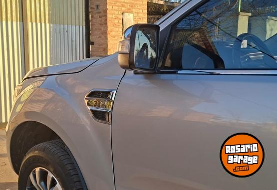 Camionetas - Ford RANGER LTD 2019 Diesel 117000Km - En Venta