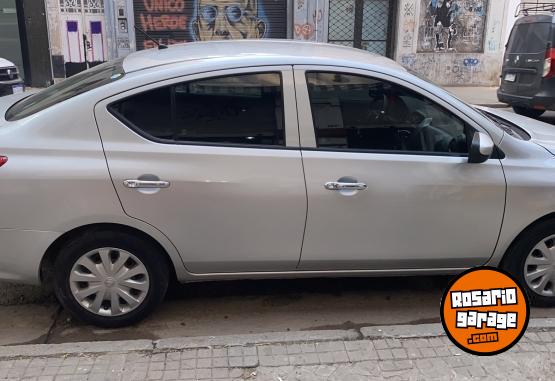 Autos - Nissan VERSA SENSE 1.6 A/T 2018 Nafta 75000Km - En Venta