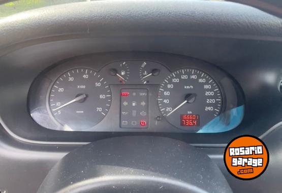 Autos - Renault MEGANE 1.6 2006 Nafta 166000Km - En Venta