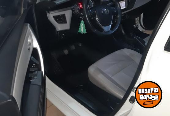 Autos - Toyota Corolla 2015 Nafta 130000Km - En Venta