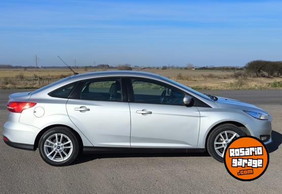 Autos - Ford Focus 2017 Nafta 115000Km - En Venta