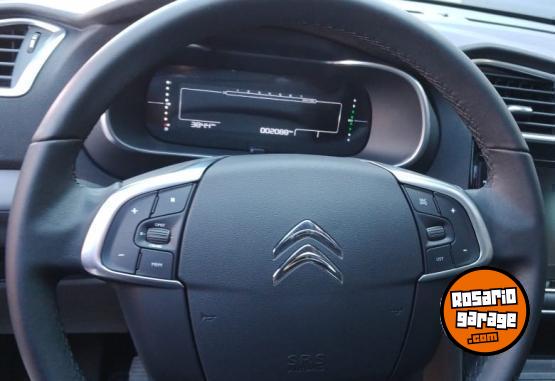 Autos - Citroen C4 LOUNGE HDI 2022 Diesel 64000Km - En Venta