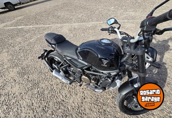 Motos - Voge 300 AC 2022 Nafta 4300Km - En Venta