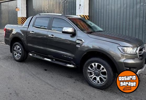 Camionetas - Ford Ranger 2022 Diesel 24000Km - En Venta