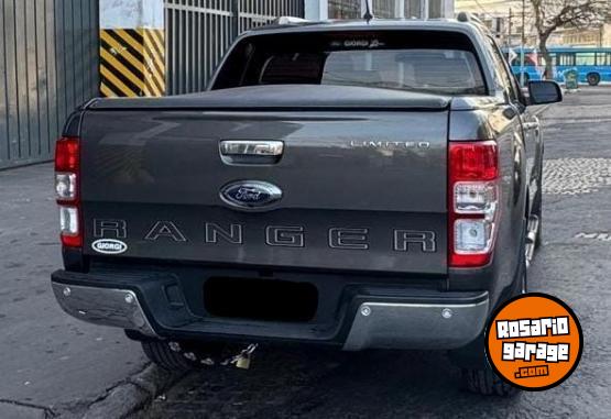 Camionetas - Ford Ranger 2022 Diesel 24000Km - En Venta