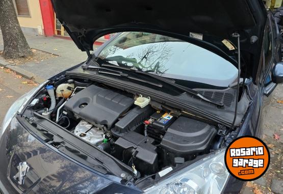 Autos - Peugeot 308 active 1.6 2015 Nafta 120000Km - En Venta