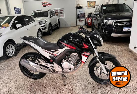 Motos - Honda Cb 250 2018 Nafta 18000Km - En Venta