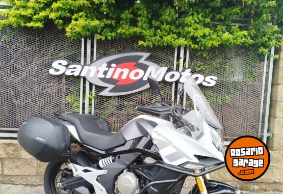 Motos - CF 650MT RZ 2022 Nafta 14916Km - En Venta