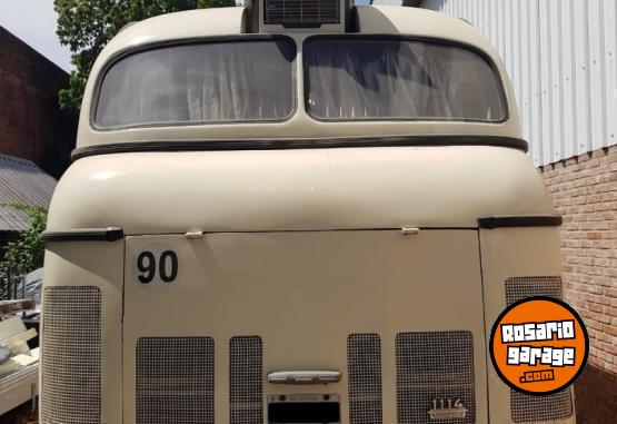 Camiones y Grúas - Motorhome - Mercedes Benz 1114 - En Venta