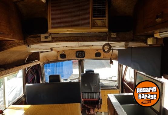 Camiones y Grúas - Motorhome - Mercedes Benz 1114 - En Venta