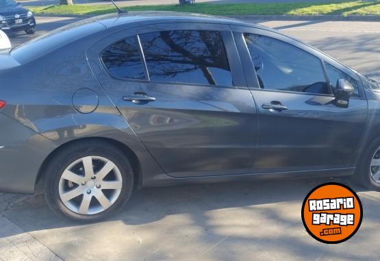 Autos - Peugeot 408 ALLURE + NAVEGADOR 2013 GNC 128000Km - En Venta