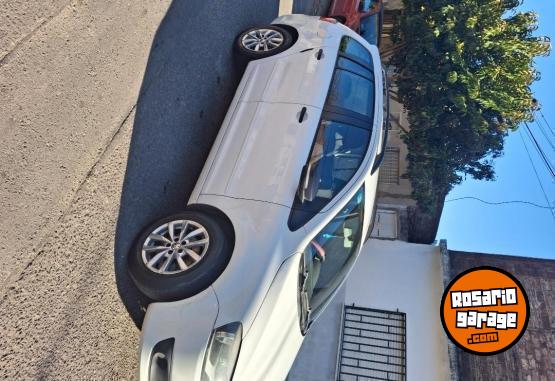 Autos - Volkswagen Suran 2013 GNC 168000Km - En Venta