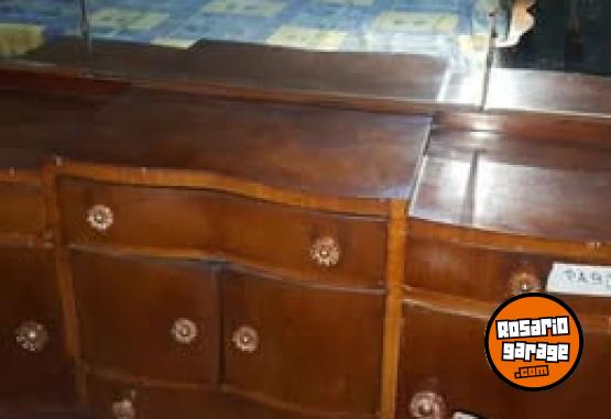 Hogar - Vendo roperos con comoda y mesas de luz - En Venta