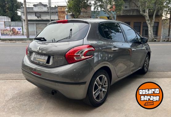 Autos - Peugeot 208 2016 Nafta 91000Km - En Venta