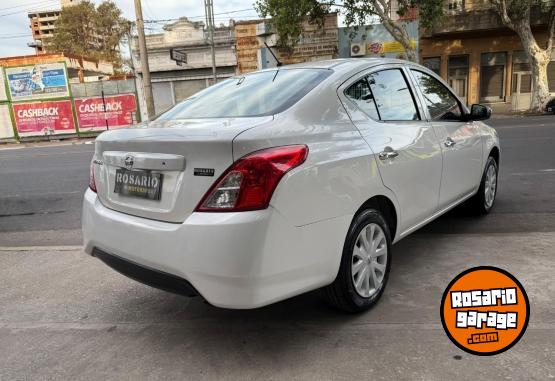 Autos - Nissan Versa 2015 Nafta  - En Venta