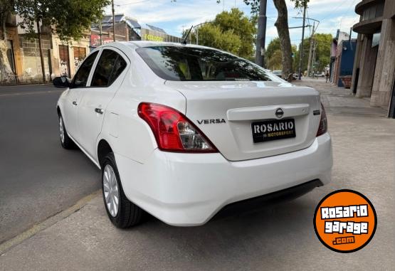 Autos - Nissan Versa 2015 Nafta  - En Venta