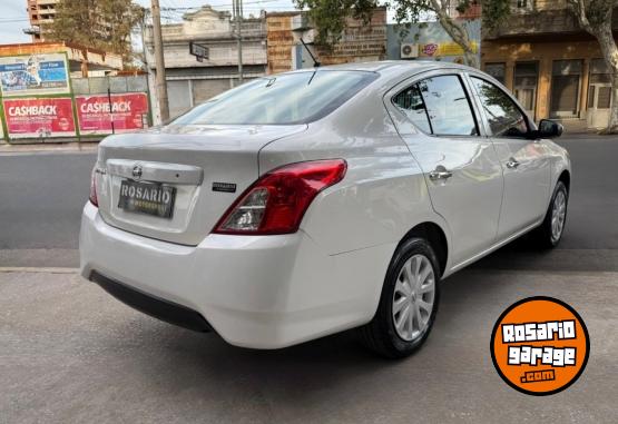Autos - Nissan Versa 2015 Nafta  - En Venta