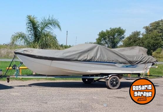 Embarcaciones - Lancha Nativo 590 Open Mercury 60HP 2T todo 2014 - En Venta