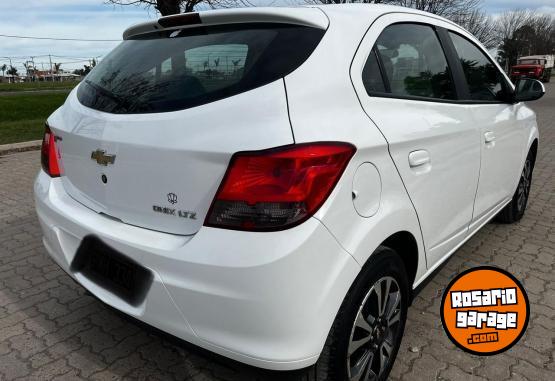 Autos - Chevrolet Onix 2016 Nafta 100000Km - En Venta