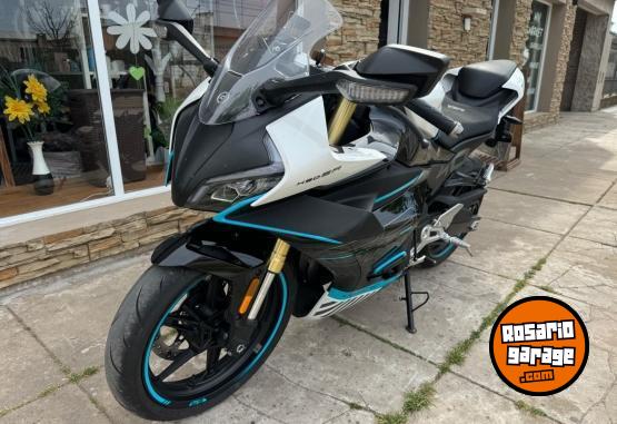 Motos - CF 450 sr 2024 Nafta 3700Km - En Venta