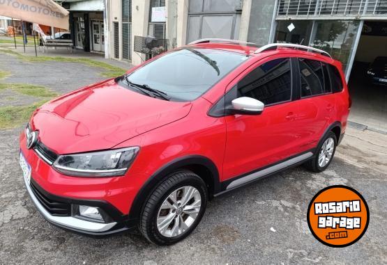 Autos - Volkswagen SURAN CROSS HIG 2017 GNC 128000Km - En Venta
