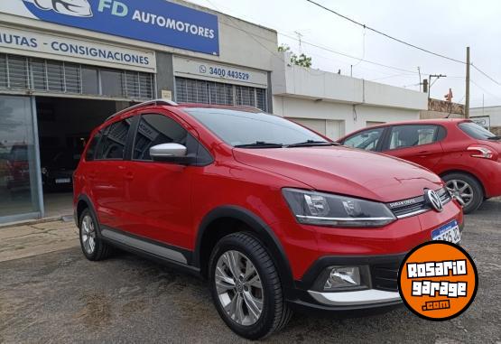 Autos - Volkswagen SURAN CROSS HIG 2017 GNC 128000Km - En Venta