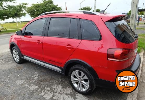 Autos - Volkswagen SURAN CROSS HIG 2017 GNC 128000Km - En Venta