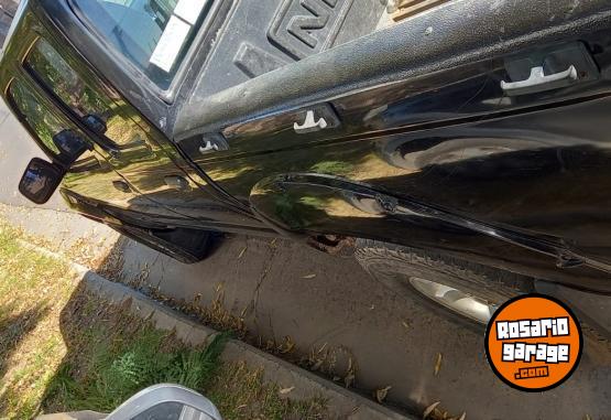 Camionetas - Nissan Frontier 2004 Diesel 290000Km - En Venta