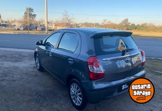 Autos - Toyota Etios XLS 1.5 5ptas 2015 Nafta 95900Km - En Venta