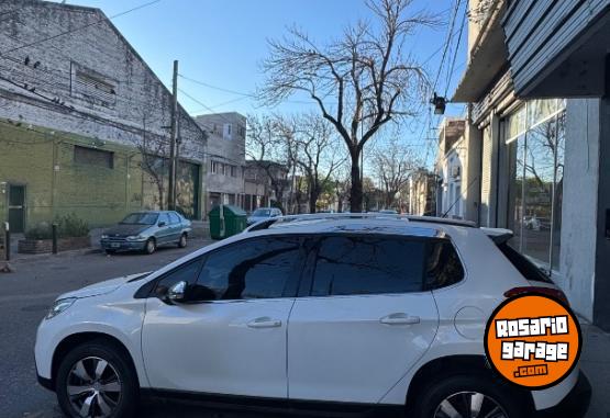 Autos - Peugeot 2008 2017 Nafta 124000Km - En Venta