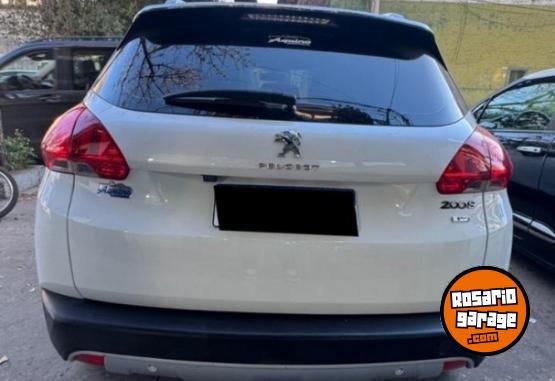 Autos - Peugeot 2008 2017 Nafta 124000Km - En Venta