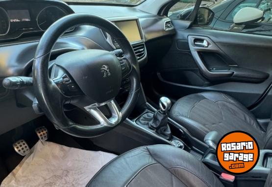 Autos - Peugeot 2008 2017 Nafta 124000Km - En Venta