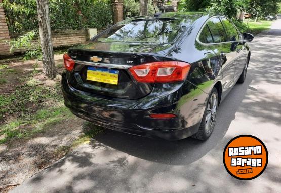 Autos - Chevrolet Cruze LTZ At 2017 Nafta 190000Km - En Venta