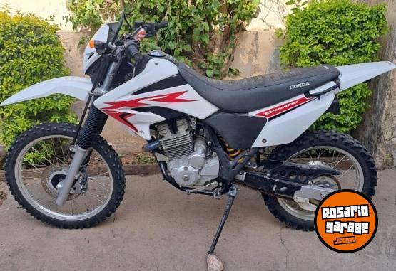 Motos - Honda Tornado 250 2021 Nafta 2226Km - En Venta