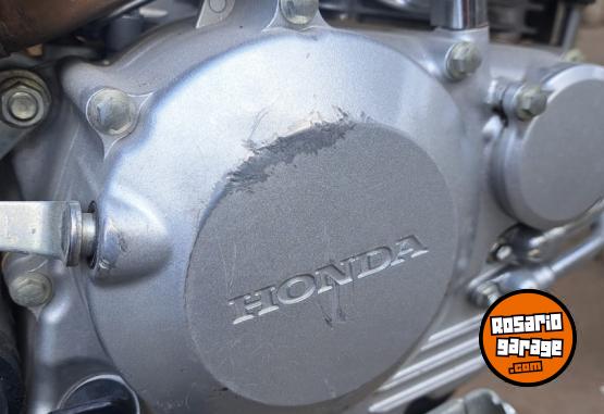 Motos - Honda Tornado 250 2021 Nafta 2226Km - En Venta