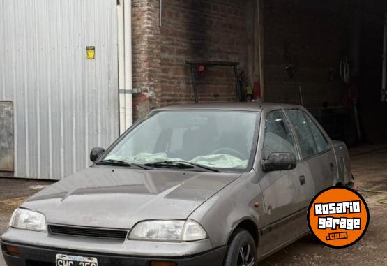 Autos - Suzuki Swift 1999 Nafta 150000Km - En Venta