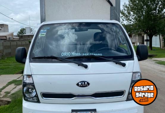 Camiones y Grúas - Kia k2500 2013 unico dueño - En Venta