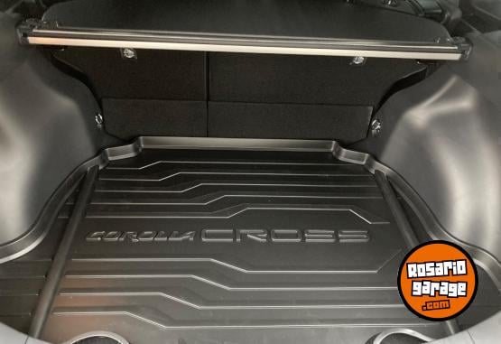 Autos - Toyota Corolla Cross 2.0 seg 2023 Nafta 1800Km - En Venta