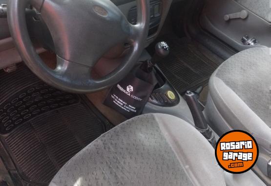 Autos - Ford Escort 2000 Nafta 195000Km - En Venta