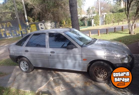 Autos - Ford Escort 2000 Nafta 195000Km - En Venta