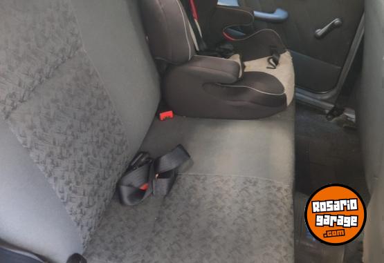 Autos - Fiat Palio 2009 Nafta 180000Km - En Venta