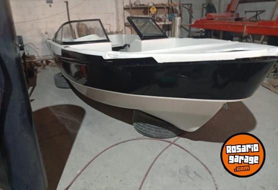 Embarcaciones - PRECIO DIRECTO DE ASTILLERO - En Venta