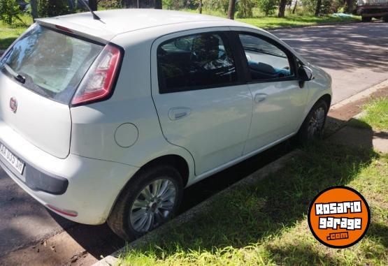 Autos - Fiat Punto 1.4 Attractive 2016 Nafta 130000Km - En Venta
