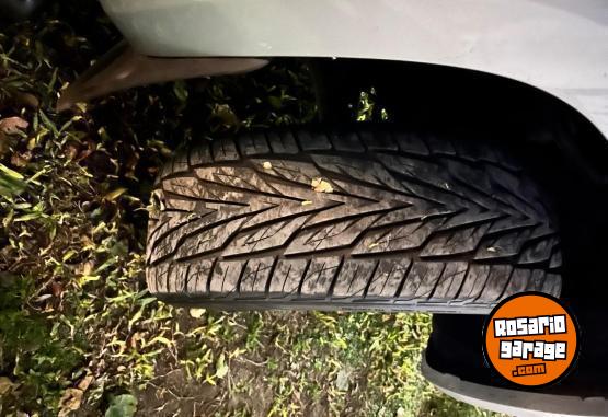 Camionetas - Volkswagen Amarok v6 highline 2020 Diesel 136000Km - En Venta